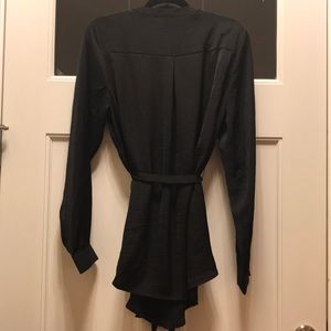 Forever 21 Tops - Forever 21 blouse with removeable belt Forever 21 Tops - Forever 21 blouse with removeable belt